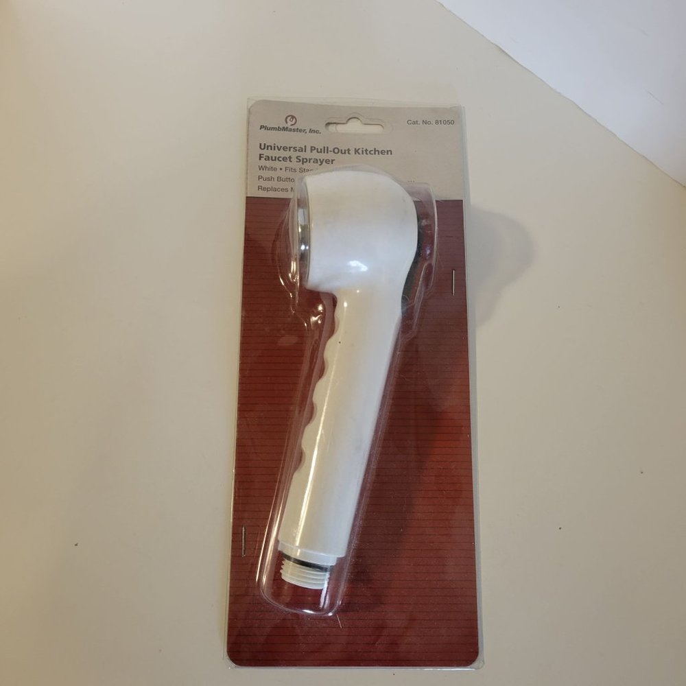 PlumbMaster Inc. Universal Pull-out White Kitchen Faucet Sprayer NIP